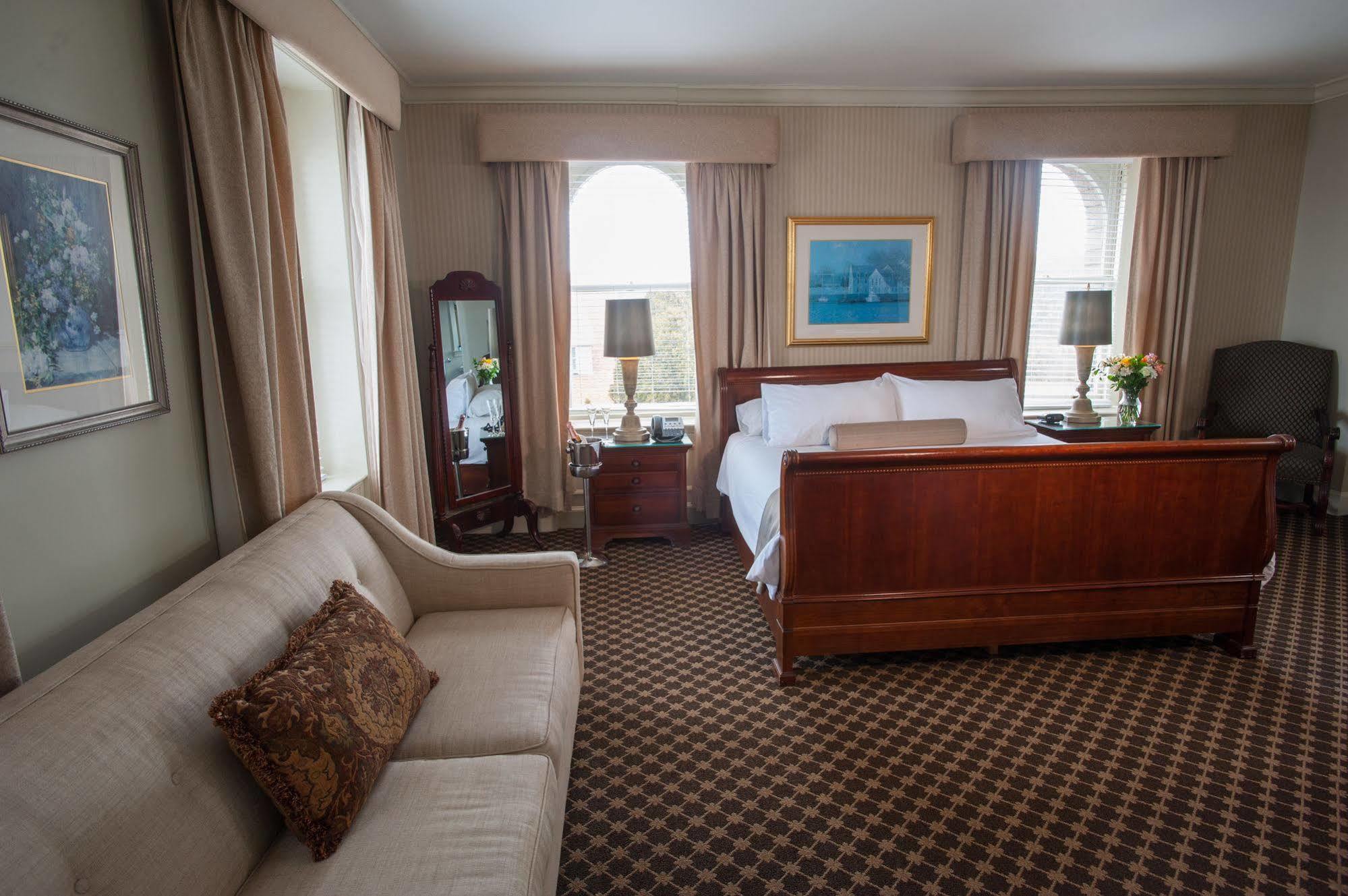 Oceancliff I & II Hotel Newport Tower Eksteriør billede
